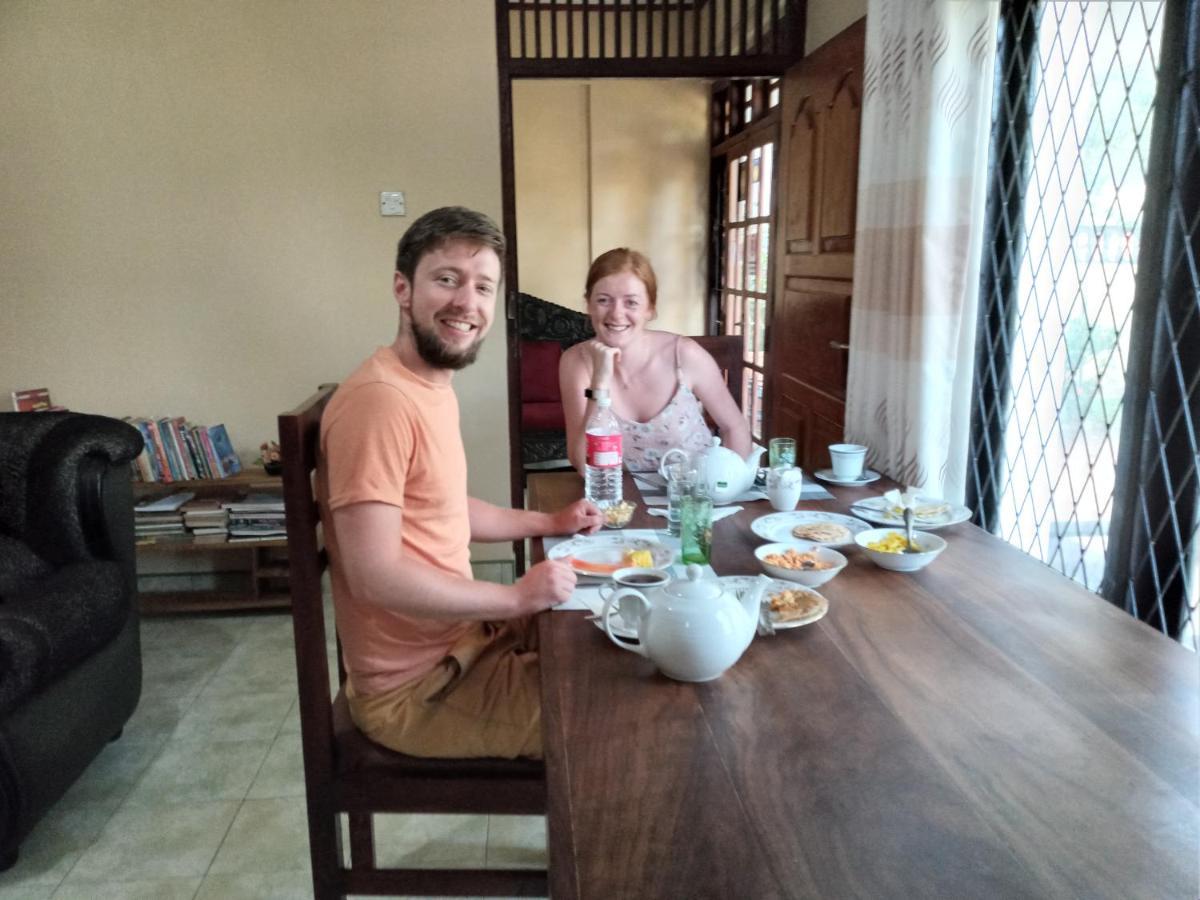 Water Front Home Stay And Resort Anuradhapura Ngoại thất bức ảnh
