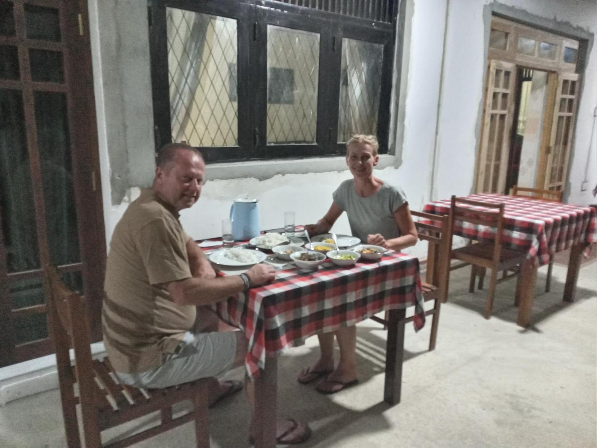 Water Front Home Stay And Resort Anuradhapura Ngoại thất bức ảnh
